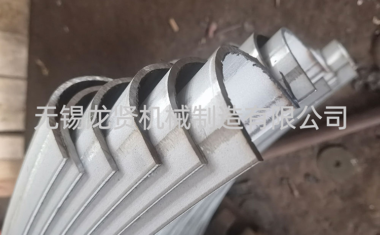 無錫碳鋼半圓管選哪家？龍賢：把 “半圓鋼” 做成 “放心管”，靠譜到不用挑！