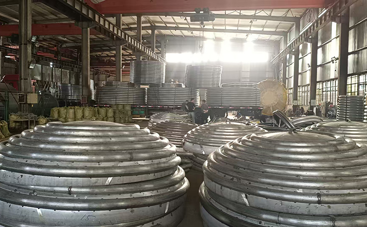 不同材質(zhì)封頭盤管的價格差異大嗎？